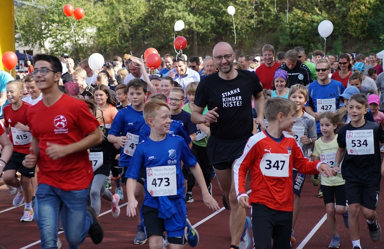 Bild vom 11. Benefizlauf im Jahr 2019. Dies ist das 27. Bild.